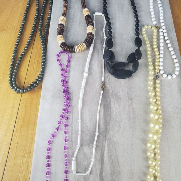 Necklaces Costume Fashion Lot Of 7 Includes 1 Monet - Picture 7 of 8